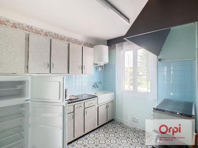 Maison 3 pièces, 56 m² à louer à Montluçon 03100