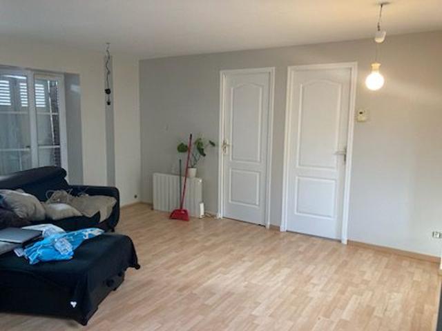 Maison 3 pièces, 56 m² à louer à Tremblay les Villages 28170