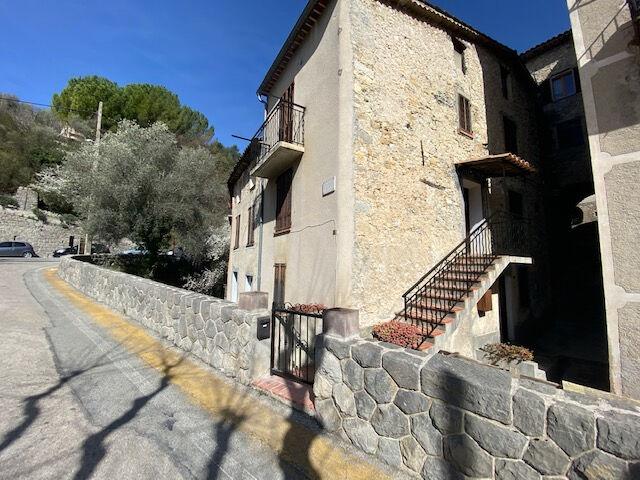 Maison 3 pièces, 58 m² à louer à Touët de l'Escarène 06440