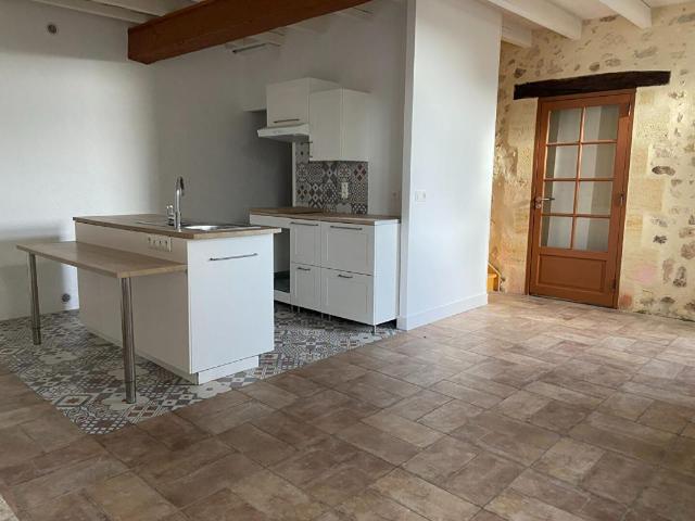 Maison 3 pièces, 59 m² à louer à Créon 33670