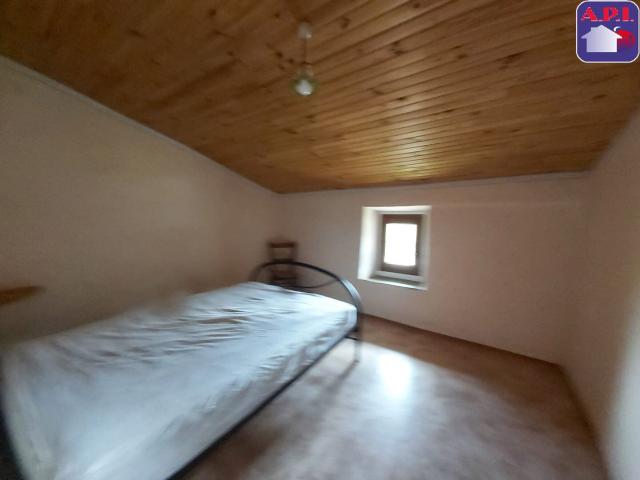 Maison 3 pièces, 60 m² à louer à Belcaire 11340