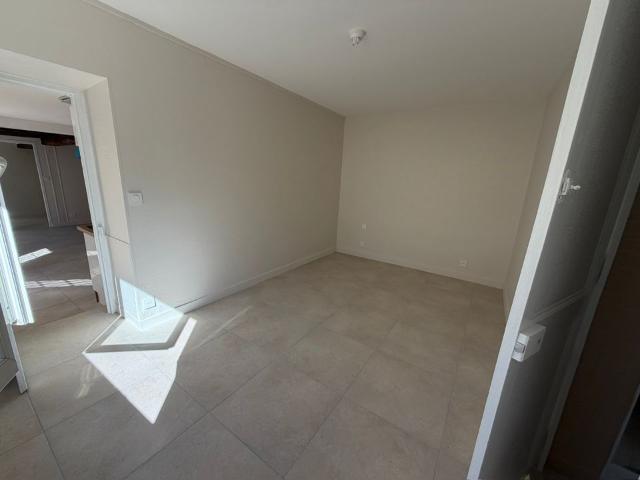Maison 3 pièces, 60 m² à louer à Orléans 45000