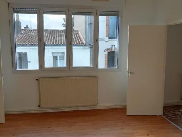 Maison 3 pièces, 61 m² à louer à Cholet 49300