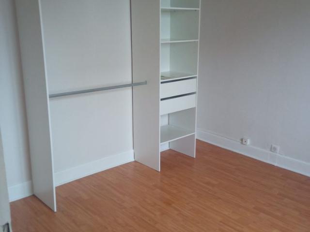 Maison 3 pièces, 61 m² à louer à Montluçon 03100