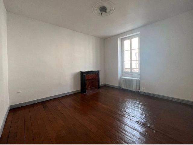 Maison 3 pièces, 62 m² à louer à Bourges 18000