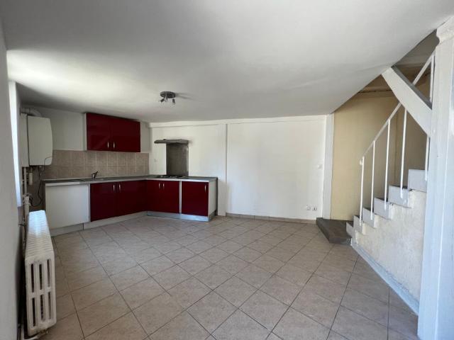 Maison 3 pièces, 62 m² à louer à Bourges 18000