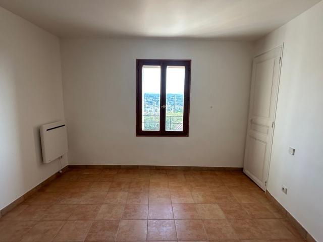 Maison 3 pièces, 62 m² à louer à Plan de Cuques 13380