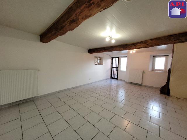 Maison 3 pièces, 63 m² à louer à Montgailhard 09330