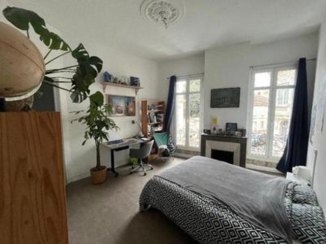 Maison 3 pièces, 65 m² à louer à Bordeaux 33000