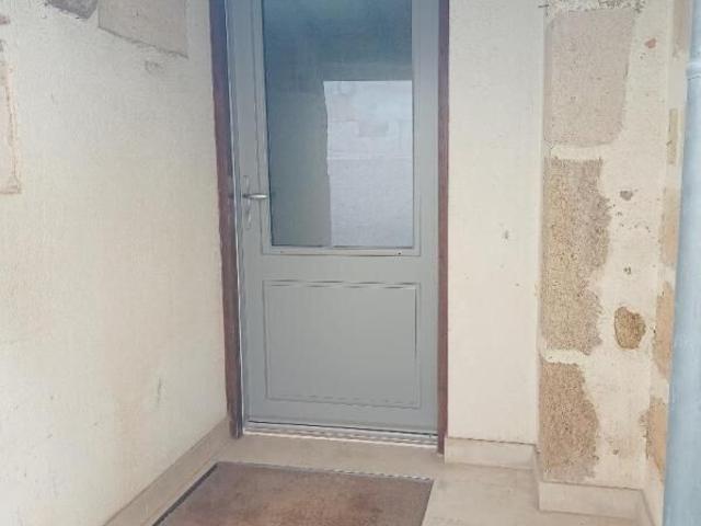 Maison 3 pièces, 65 m² à louer à Guîtres 33230