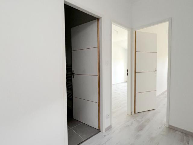 Maison 3 pièces, 68 m² à louer à Pugnac 33710