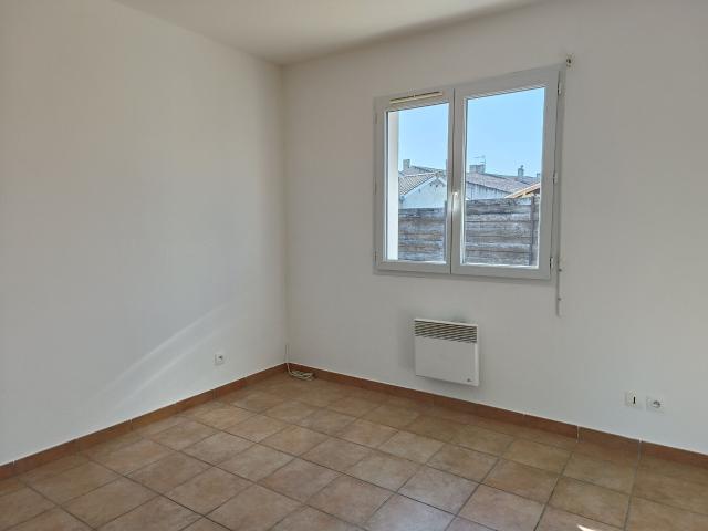 Maison 3 pièces, 70 m² à louer à Cézac 33620