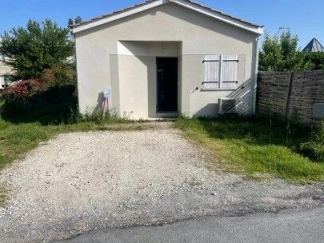 Maison 3 pièces, 70 m² à louer à Avensan 33480
