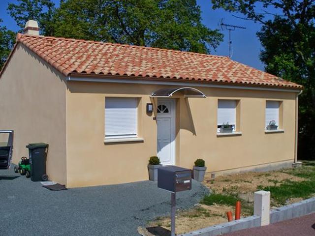 Maison 3 pièces, 70 m² à louer à Eyrans 33390