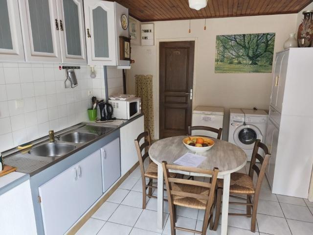 Maison 3 pièces, 70 m² à louer à Lézan 30350