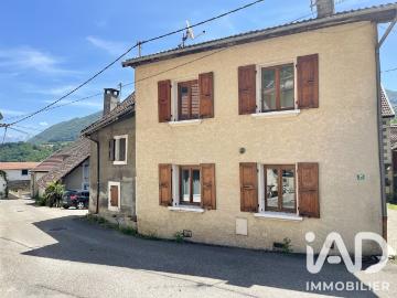 Maison 3 pièces, 70 m² à louer à Le Gua 38450