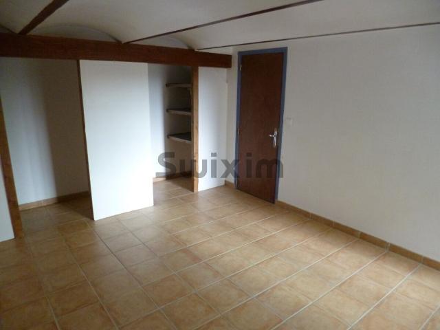Maison 3 pièces, 70 m² à louer à Théziers 30390