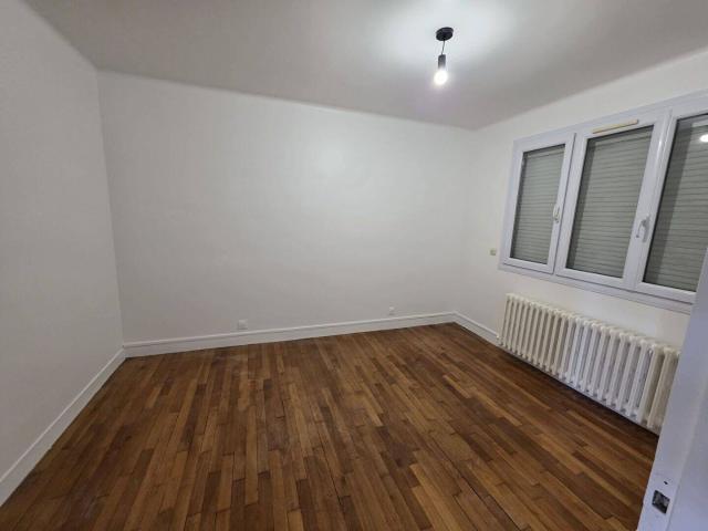 MAISON 3 PIECES 71.06 M2 A LOUER ARGENTEUIL