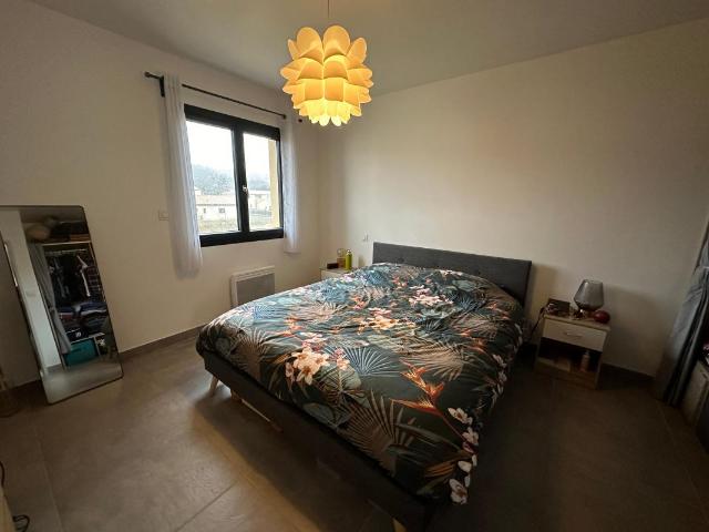 Maison 3 pièces, 71 m² à louer à Piolenc 84420