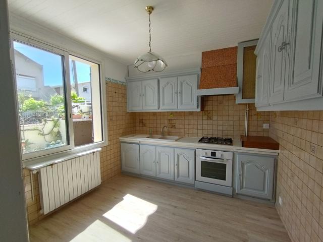 Maison 3 pièces, 72 m² à louer à Marseille 11 13011