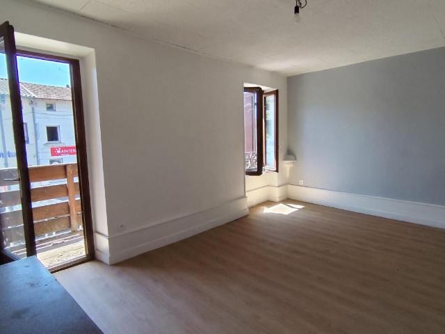 Maison 3 pièces, 73 m² à louer à Miribel 01700