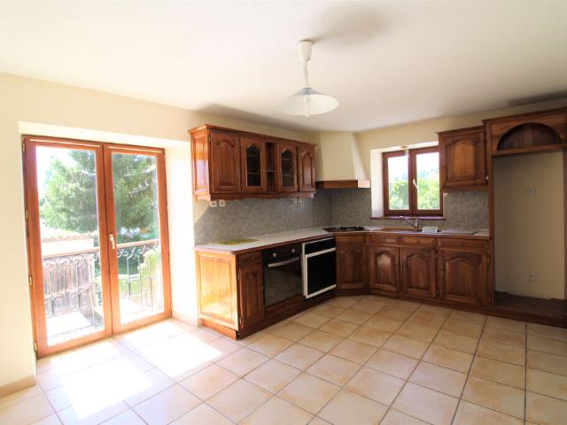 Maison 3 pièces, 74 m² à louer à Coublevie 38500