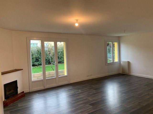 Maison 3 pièces, 74 m² à louer à Mazamet 81200