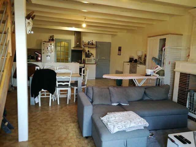 Maison 3 pièces, 74 m² à louer à Nieul lès Saintes 17810