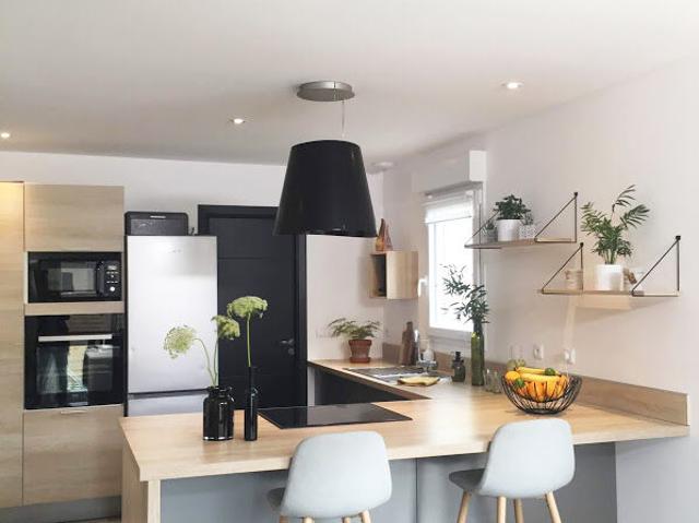 Maison 3 pièces, 75 m² à louer à Montlieu la Garde 17210