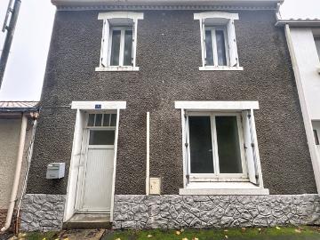 Maison à vendre à 85710, Vendée - Parking