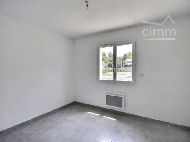 Maison 3 pièces, 76 m² à louer à Villeneuve de Berg 07170