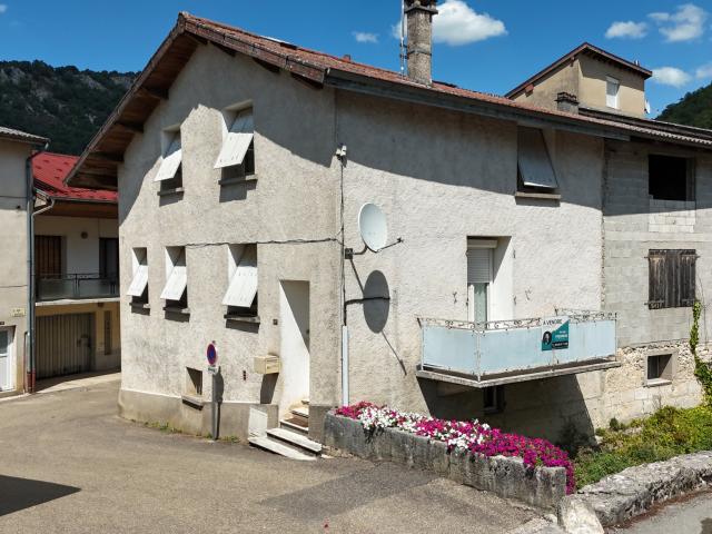 Maison 3 pièces 77 m²