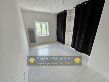 Maison 3 pièces, 77 m² à louer à Saint Just Malmont 43240