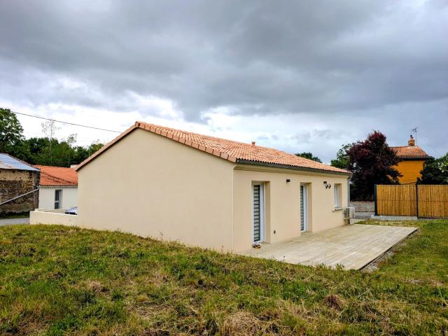 Maison 3 pièces, 79 m² à louer à Saint Colomban 44310