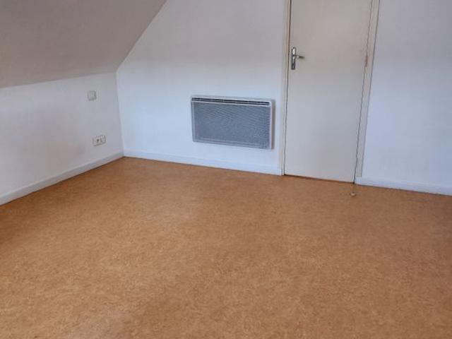 Maison 3 pièces, 80 m² à louer à Lacapelle Marival 46120