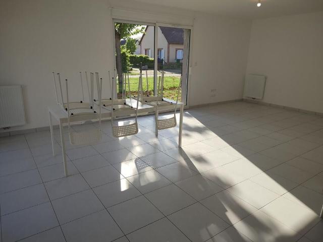 Maison 3 pièces, 80 m² à louer à Le Neubourg 27110