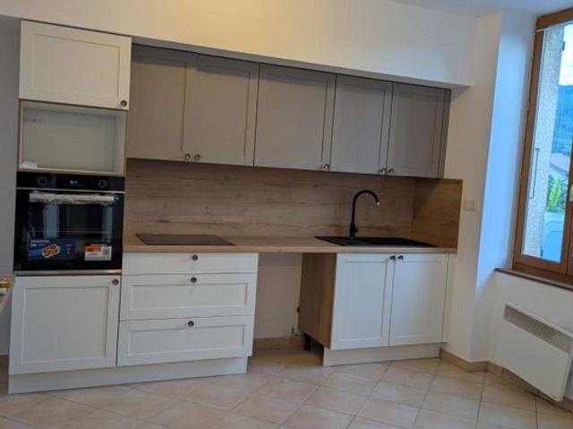 Maison 3 pièces, 80 m² à louer à Vaulnaveys le Haut 38410