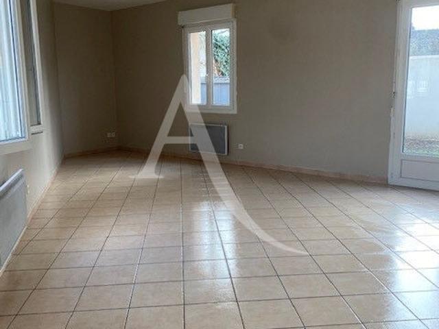 Maison 3 pièces, 80 m² à louer à Vitry aux Loges 45530