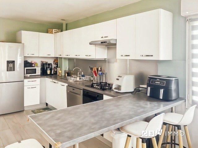 Maison 3 pièces 81 m² 81m² Bérat