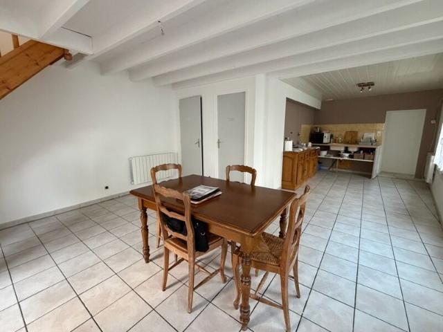 Maison 3 pièces, 81 m² à louer à Mareuil sur Lay Dissais 85320