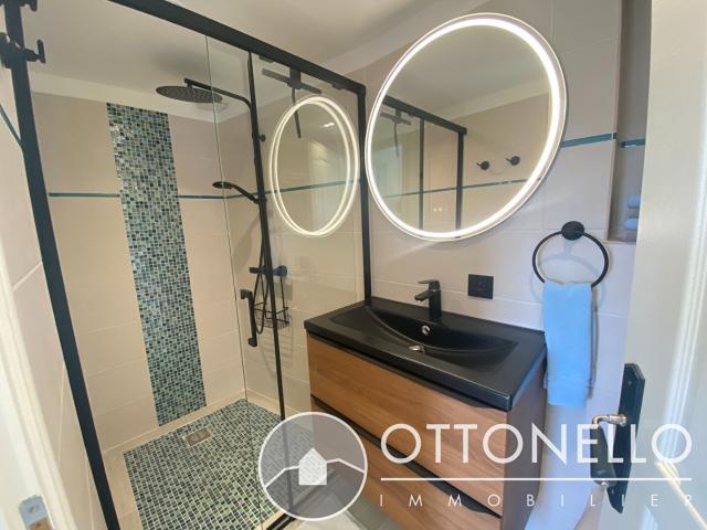 Maison 3 pièces, 81 m² à louer à Roquebrune sur Argens 83520