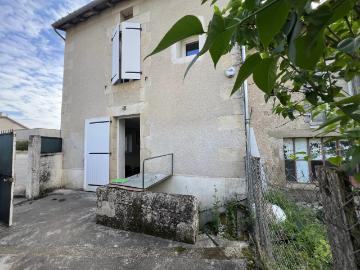 86320, Vienne Poitou-Charentes - Cave, Parking