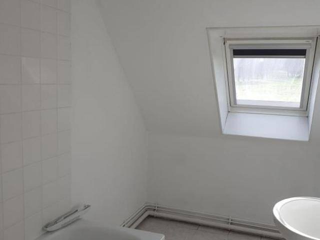 Maison 3 pièces, 84 m² à louer à Marcilly sur Maulne 37330