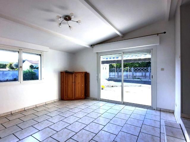 Maison 3 pièces, 84 m² à louer à Saintes 17100