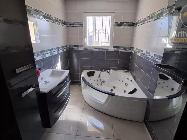Maison 3 pièces 85 m²