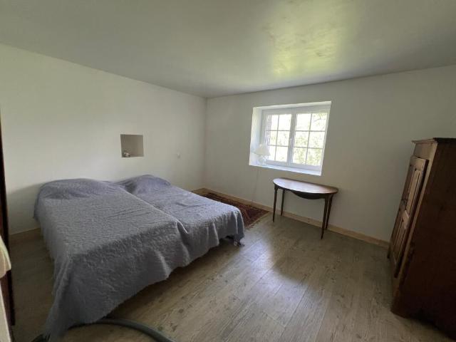 Maison 3 pièces, 86 m² à louer à Baix 07210