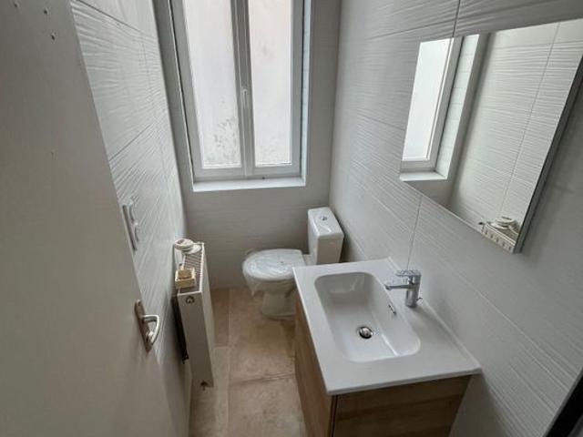 Maison 3 pièces, 88 m² à louer à Vichy 03200