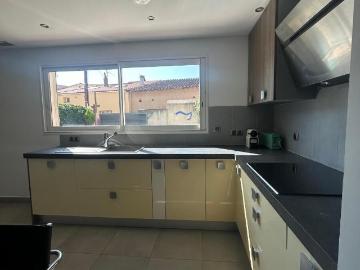 Maison 3 pièces, 89 m² à louer à Bages 66670