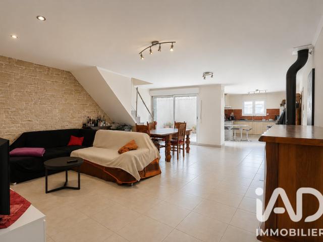 Maison 3 pièces 90 m²