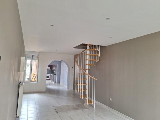Maison 3 pièces 90 m²